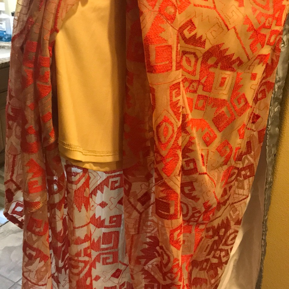 Dress - Picture 5 of 5